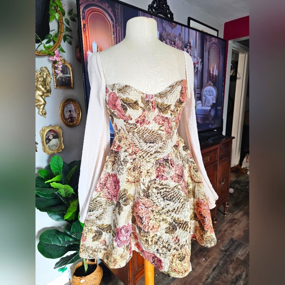 Vintage inspired tapestry dress size S